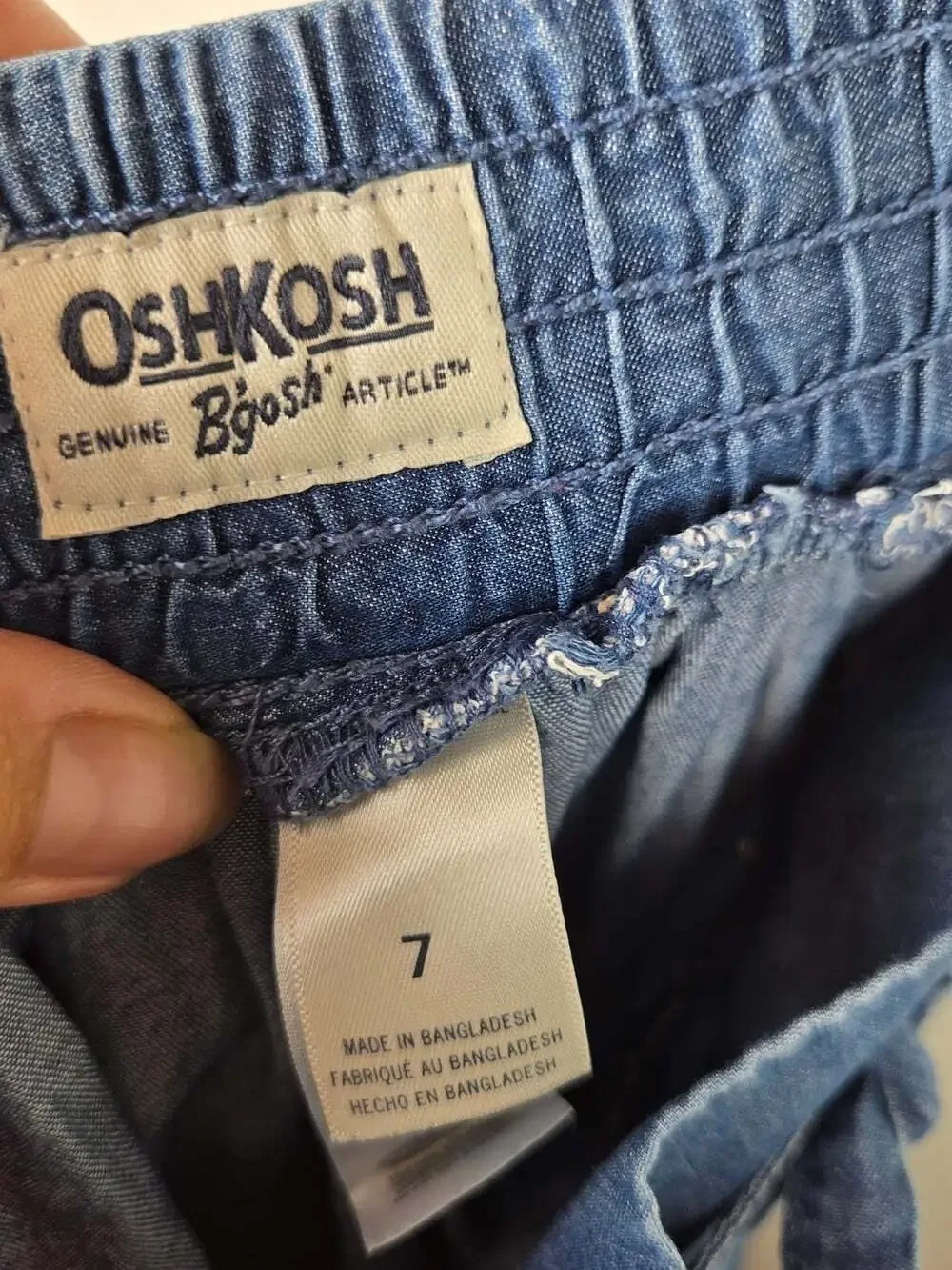 OshKosh B’gosh Girls Size 7 Chambray Paperbag Waist Gathered Hem Shorts Blue